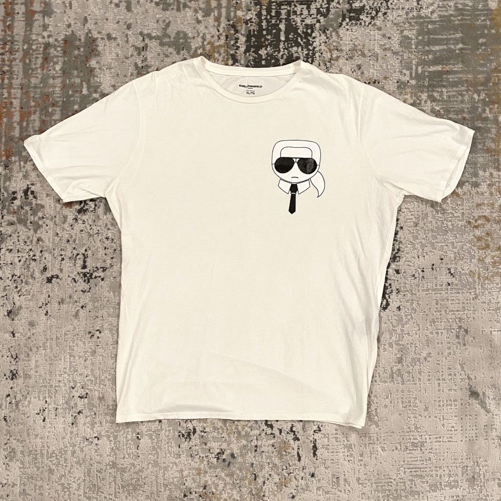 Karl Lagerfeld Paris Graphic Cotton White Tee Size: XL